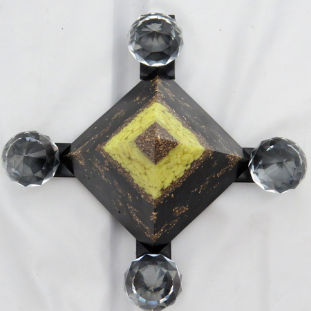 Canon d'énergie Souffre Pyramide- Pierreprotection.fr