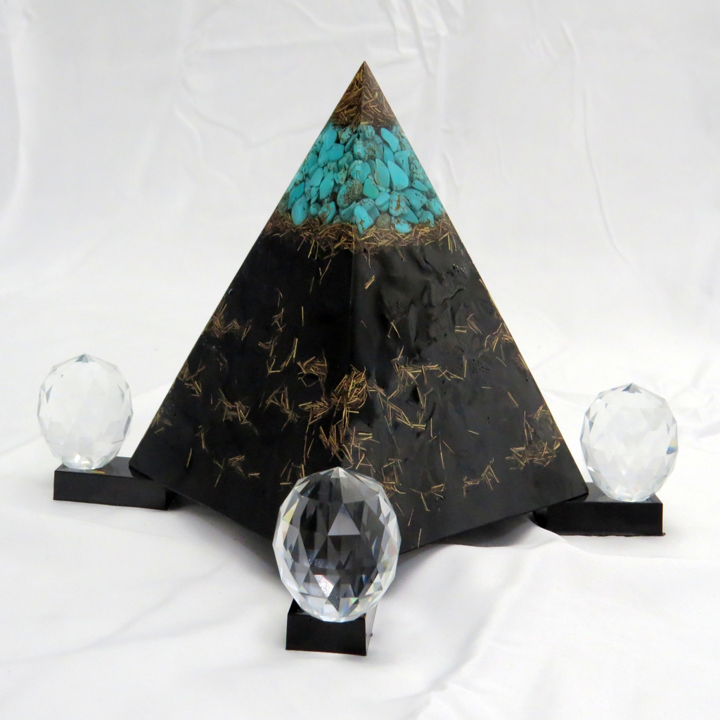 Canon d'énergie Turquoise pyramide - Taux vibratoire dans la maison -