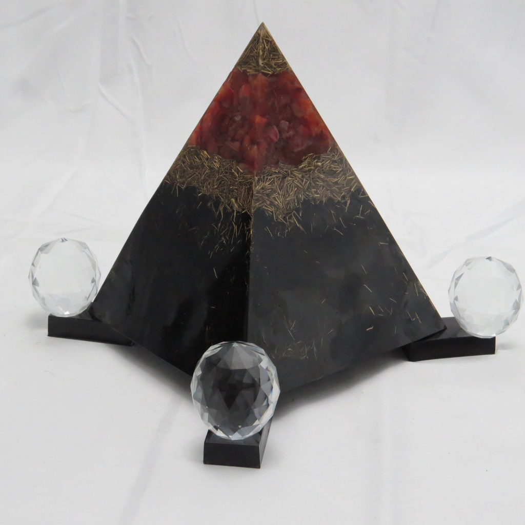 Canon d'énergie Cornaline pyramide - Protection des énergies de la maison