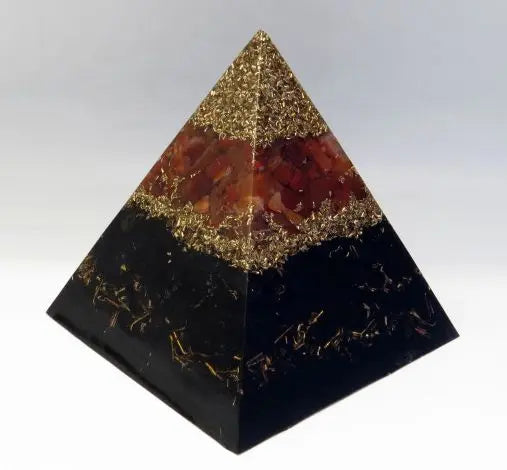 Canon d'énergie Cornaline Shungite 85mm pyramide. Faire monter le taux vibratoire de la maison