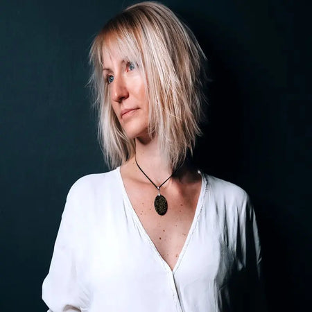 Pendentif de protection ovale-ancrage- Pierreprotection.fr